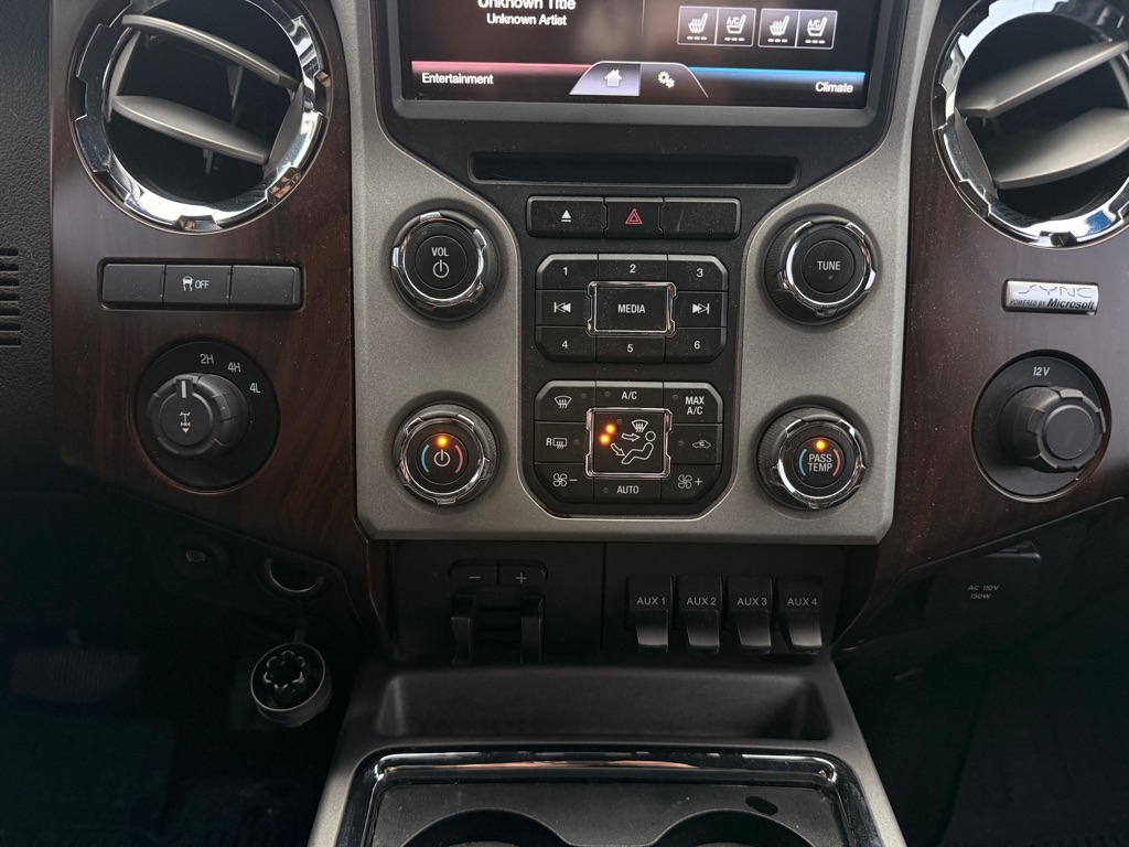 Ford F-250 SD King Ranch Crew Cab 4WD 2015