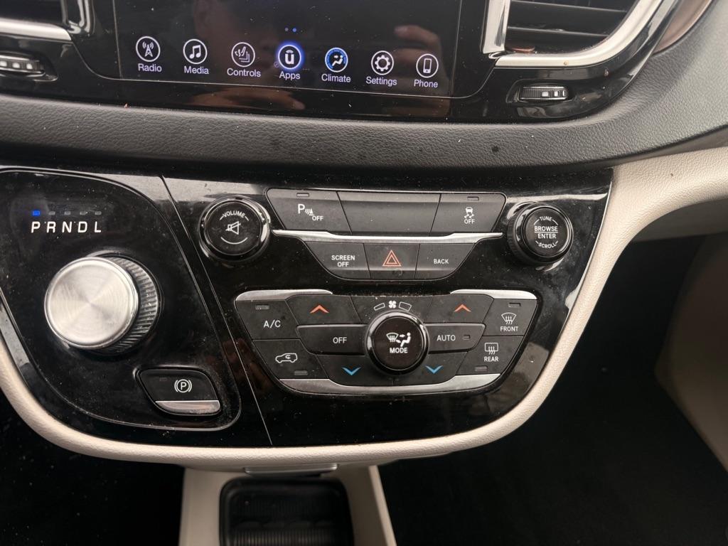 Chrysler Pacifica Touring-L 2017