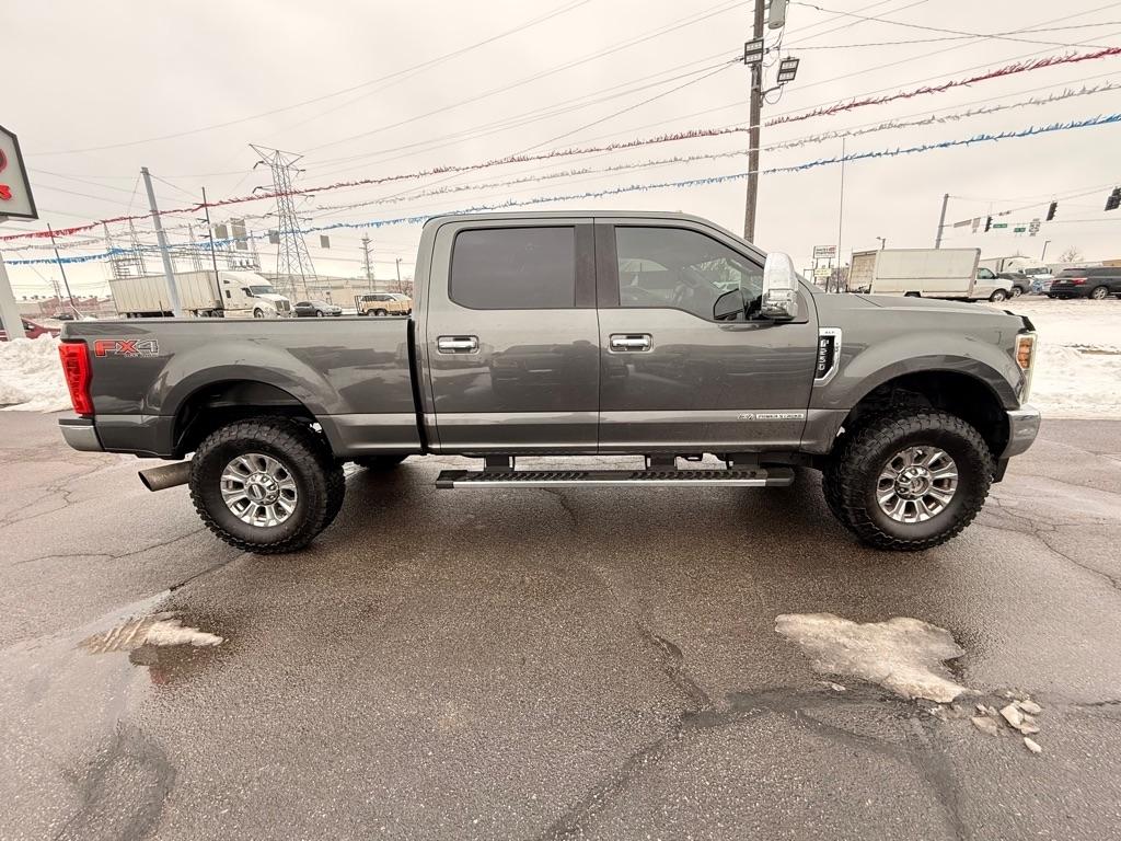 Ford F-250 SD XLT Crew Cab 4WD 2018