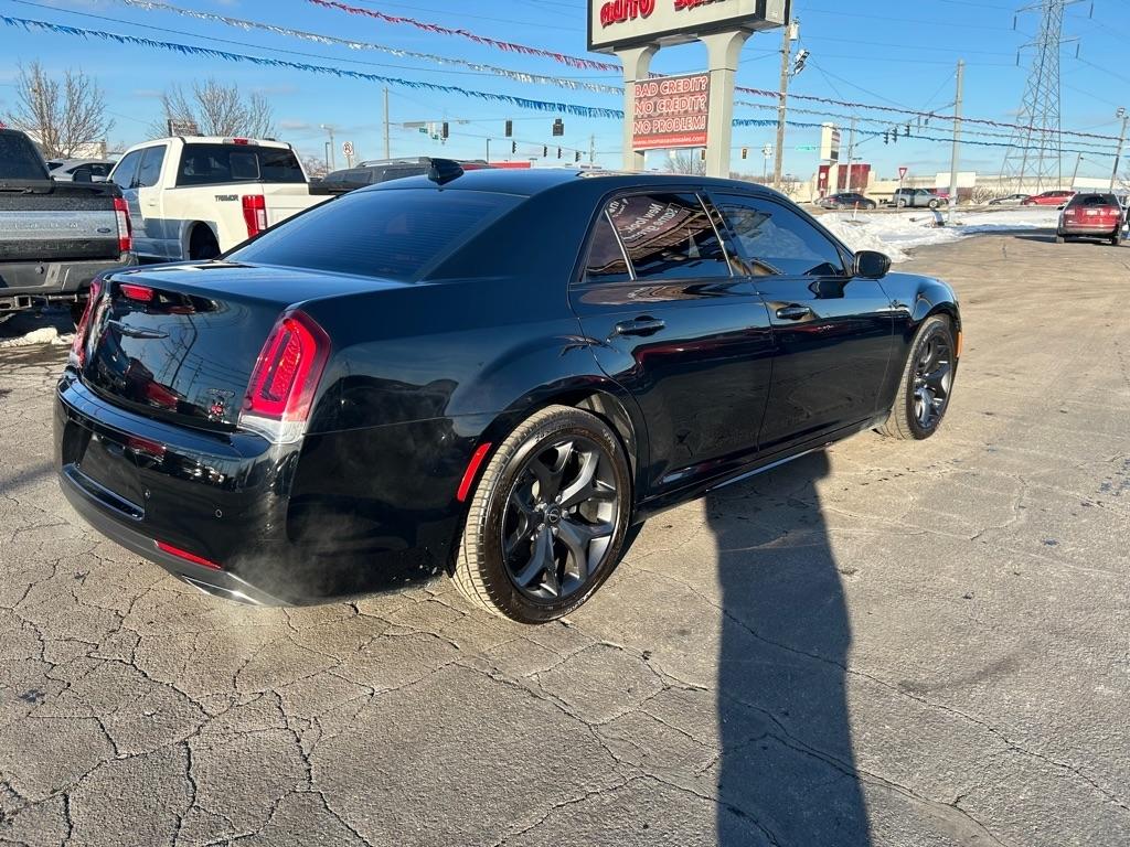 Chrysler 300 Touring L 2023