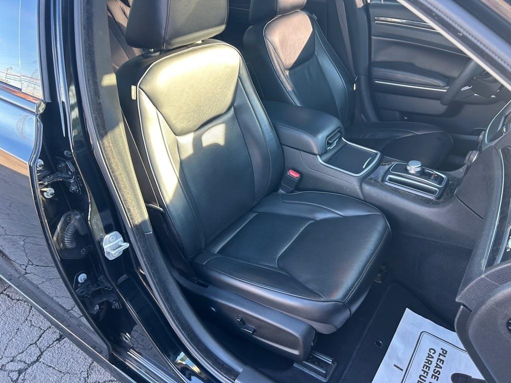 Chrysler 300 Touring L 2023