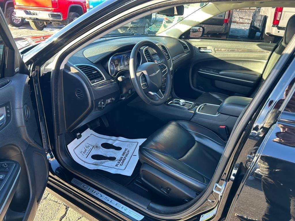 Chrysler 300 Touring L 2023