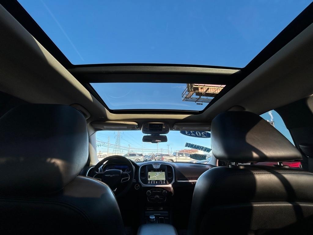 Chrysler 300 Touring L 2023