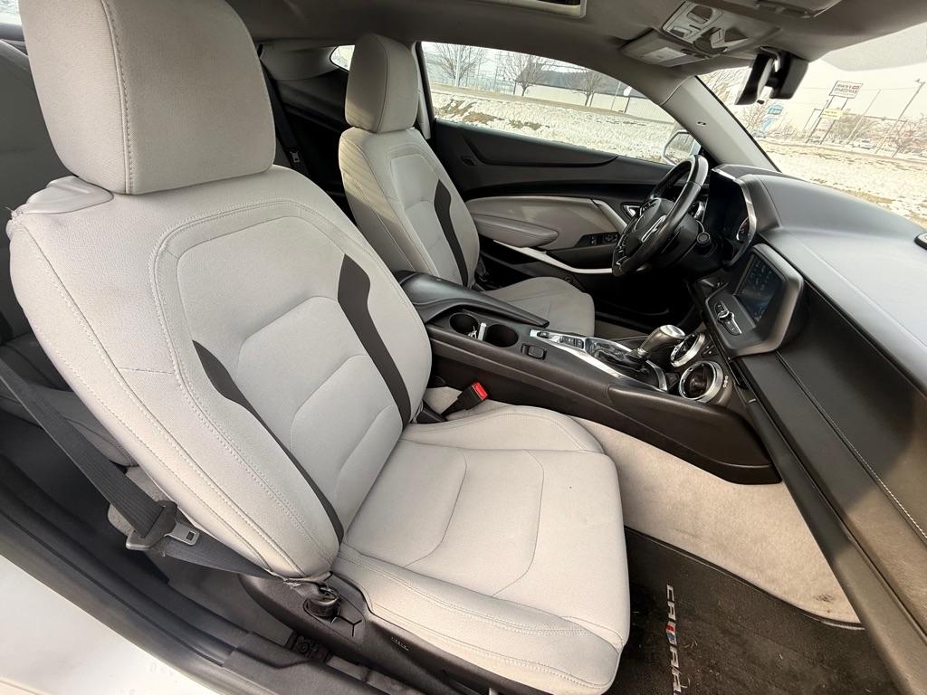 Chevrolet Camaro 1LT Coupe 8A 2018