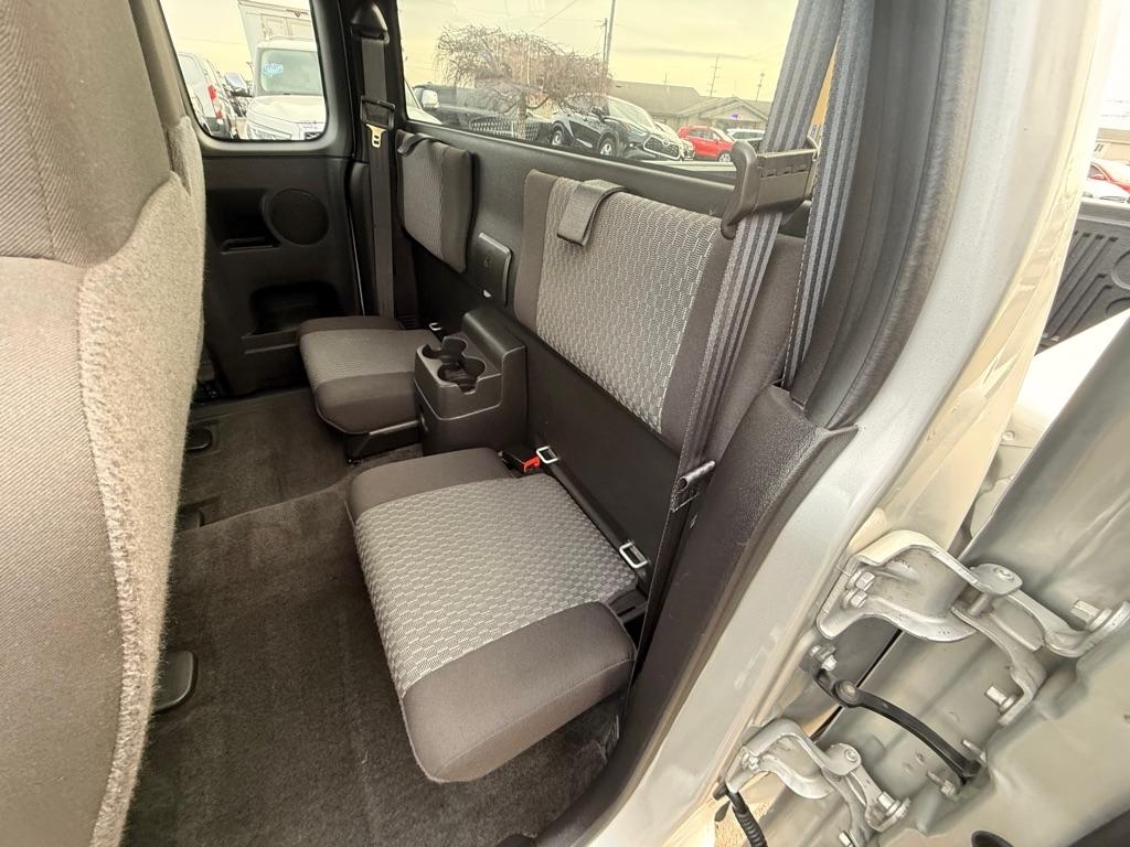 GMC Canyon SLE Ext. Cab 2WD 2011