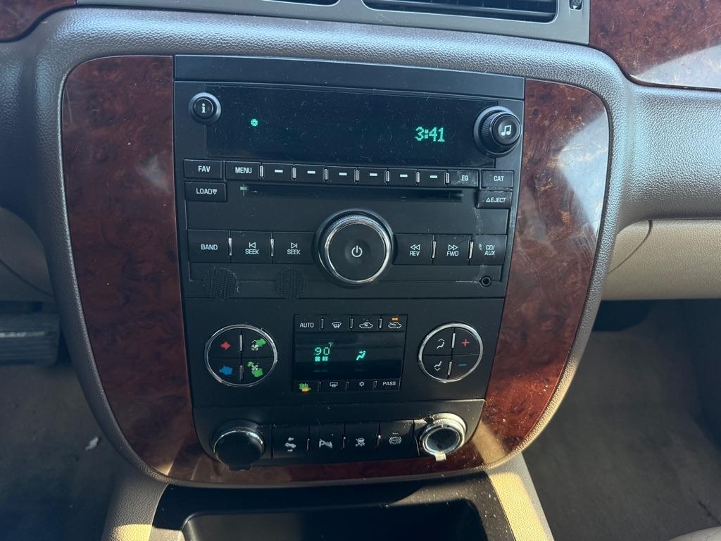 Chevrolet Silverado 2500HD LTZ Crew Cab 4WD 2011