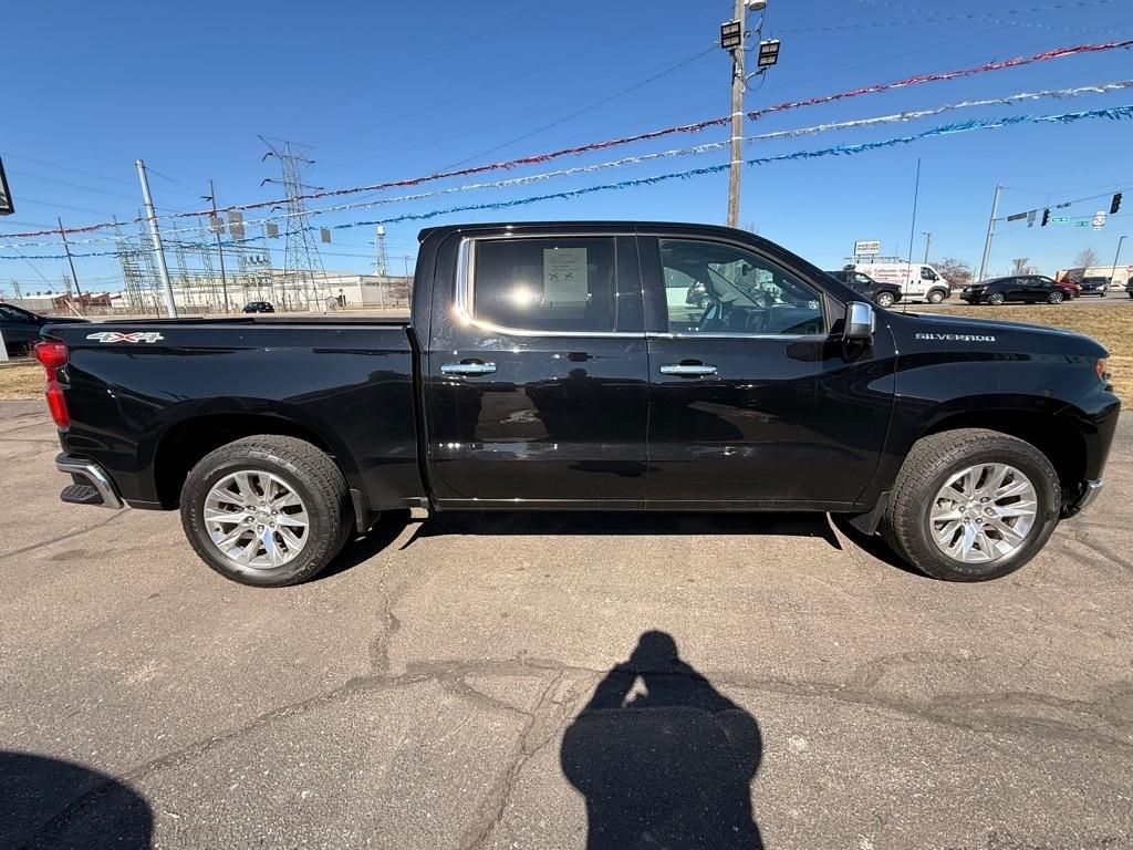Chevrolet Silverado 1500 LTZ Crew Cab 4WD 2020