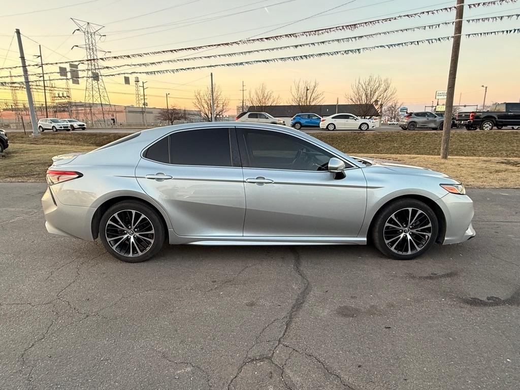 Toyota Camry L 2018