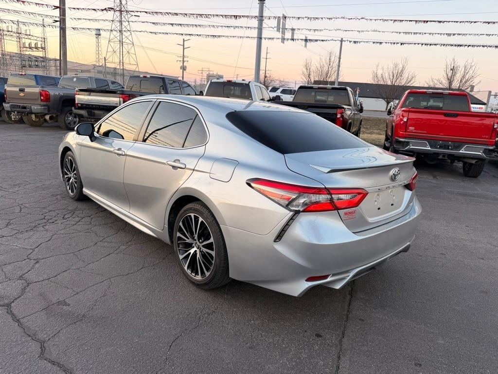 Toyota Camry L 2018