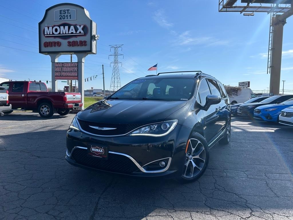 Chrysler Pacifica Limited 2017