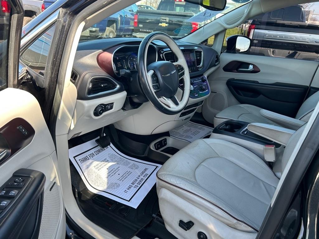 Chrysler Pacifica Limited 2017