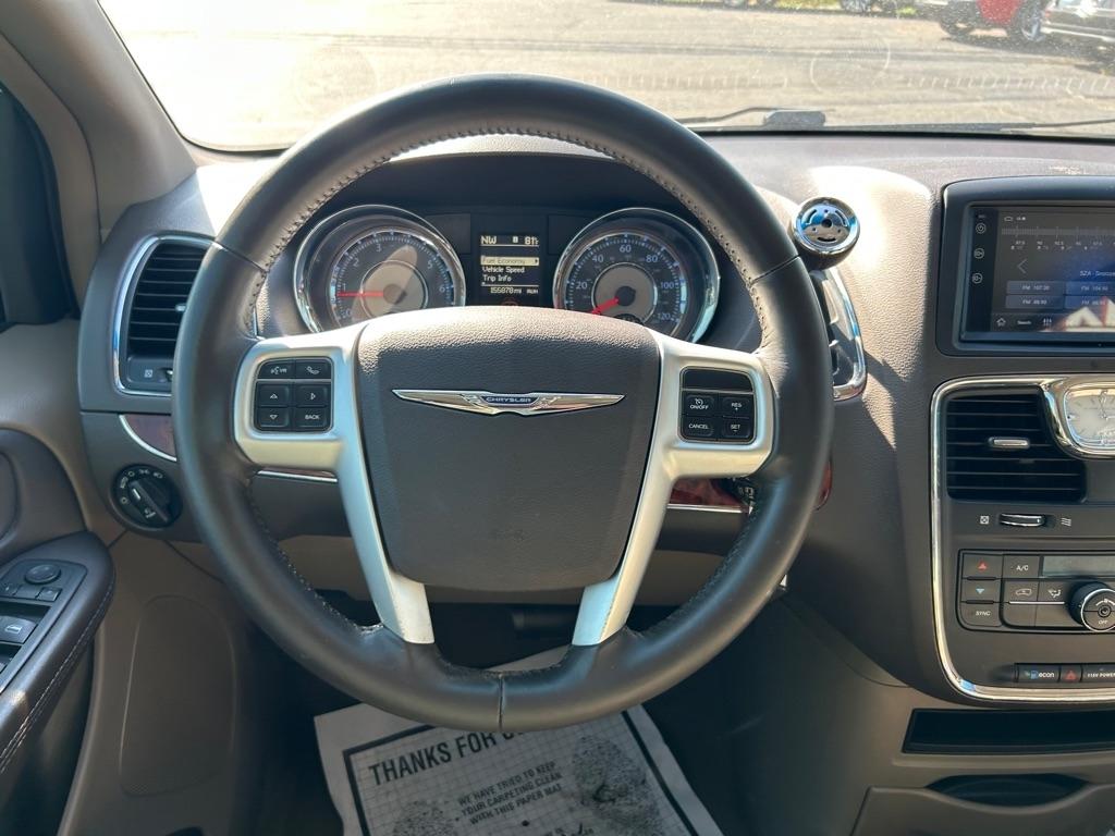 Chrysler Town & Country Touring 2014