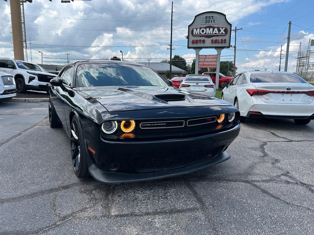 Dodge Challenger SE 2010