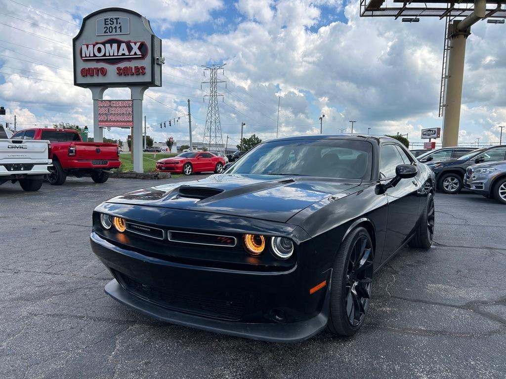 Dodge Challenger SE 2010