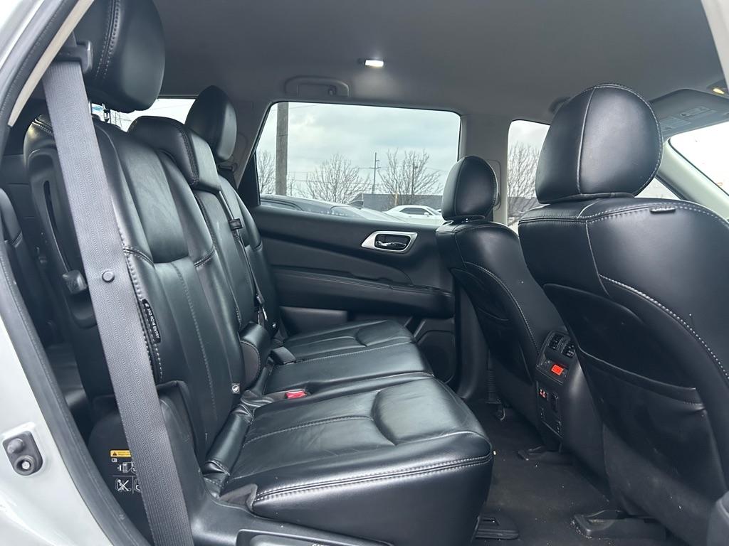 Nissan Pathfinder SL 2020