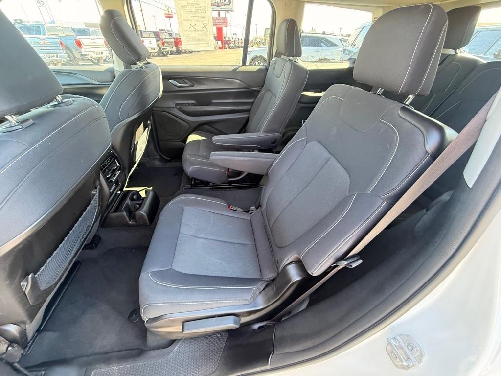 Jeep Grand Cherokee L Laredo 2023