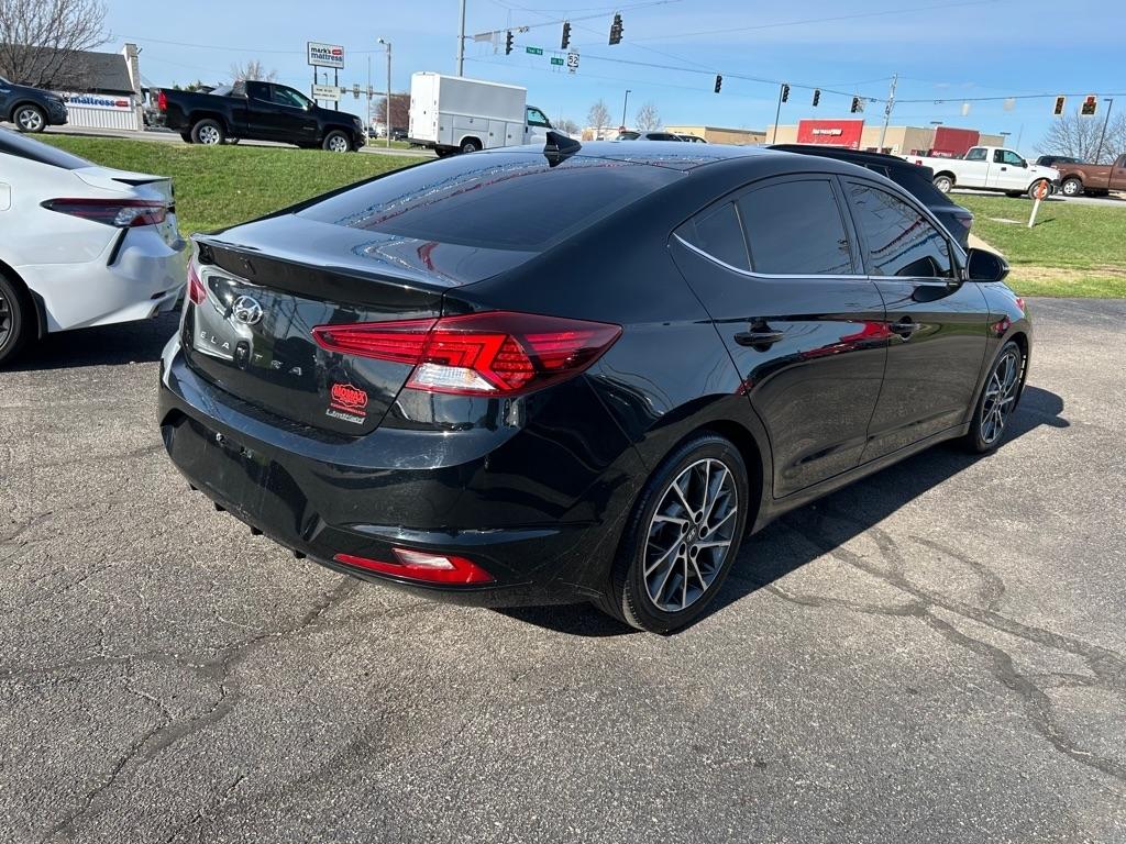 Hyundai Elantra Limited 2020