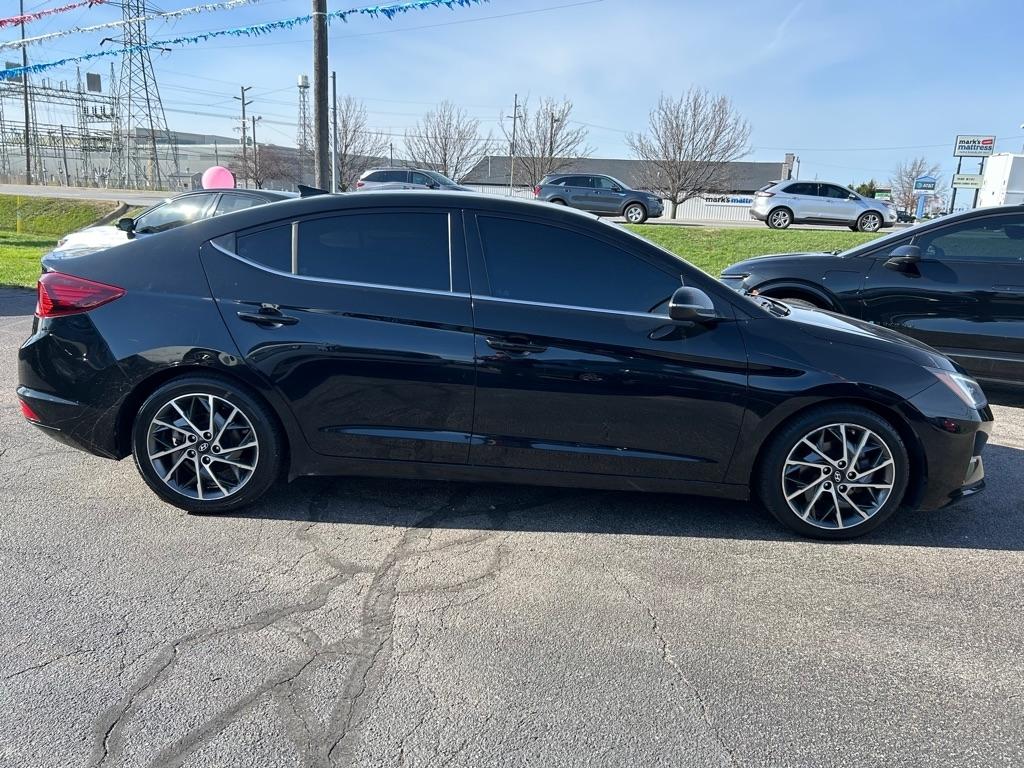 Hyundai Elantra Limited 2020