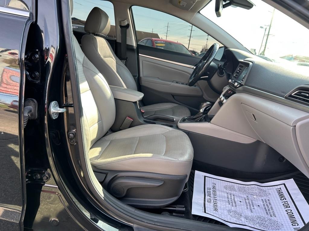 Hyundai Elantra Limited 2020