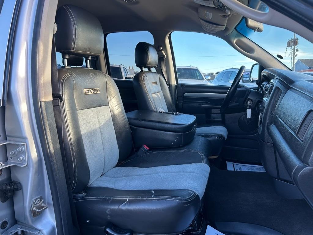 Dodge Ram 1500 ST Quad Cab Long Bed 2WD 2005