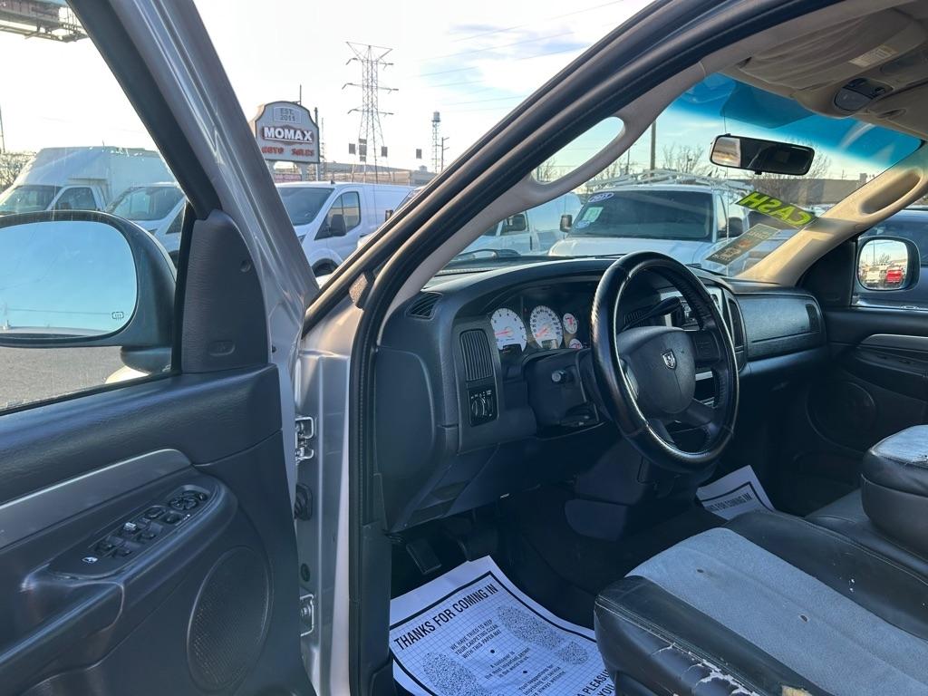 Dodge Ram 1500 ST Quad Cab Long Bed 2WD 2005