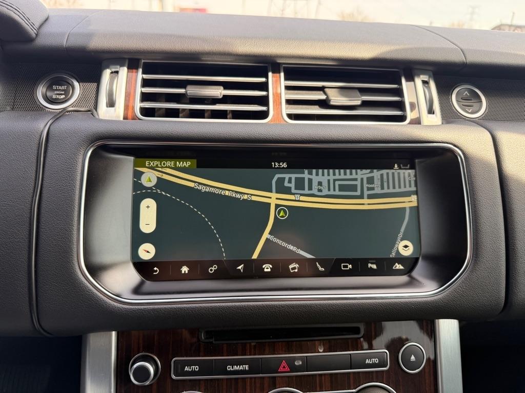 Land Rover Range Rover Base 2017