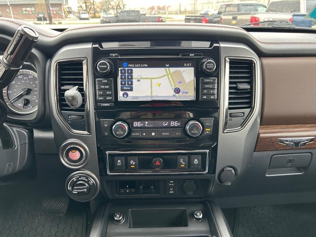 Nissan Titan XD SL 4WD Diesel 2016