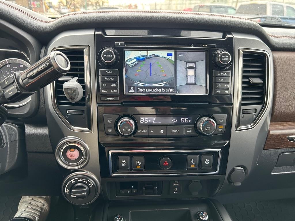 Nissan Titan XD SL 4WD Diesel 2016