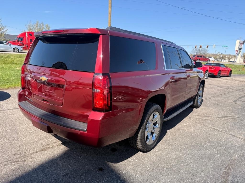 Chevrolet Suburban LT 4WD 2020
