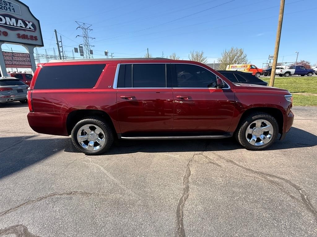 Chevrolet Suburban LT 4WD 2020