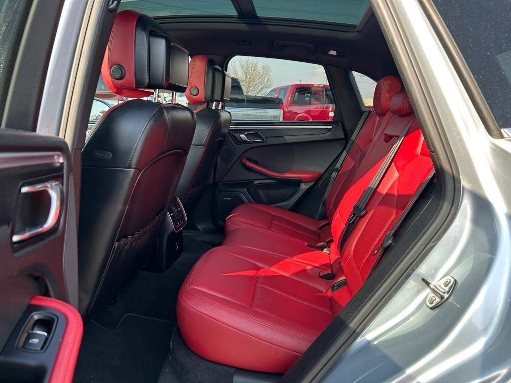 Porsche Macan GTS 2018