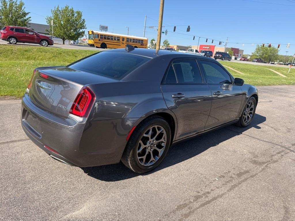 Chrysler 300 S V6 AWD 2016