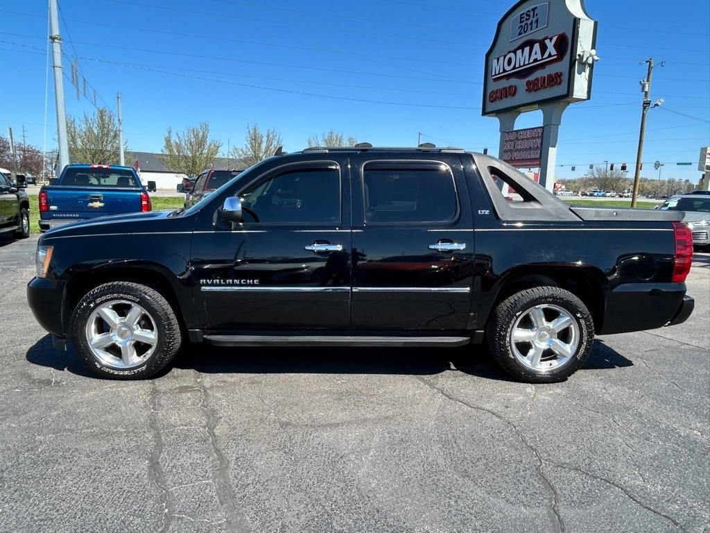 Chevrolet Avalanche LTZ 4WD 2010