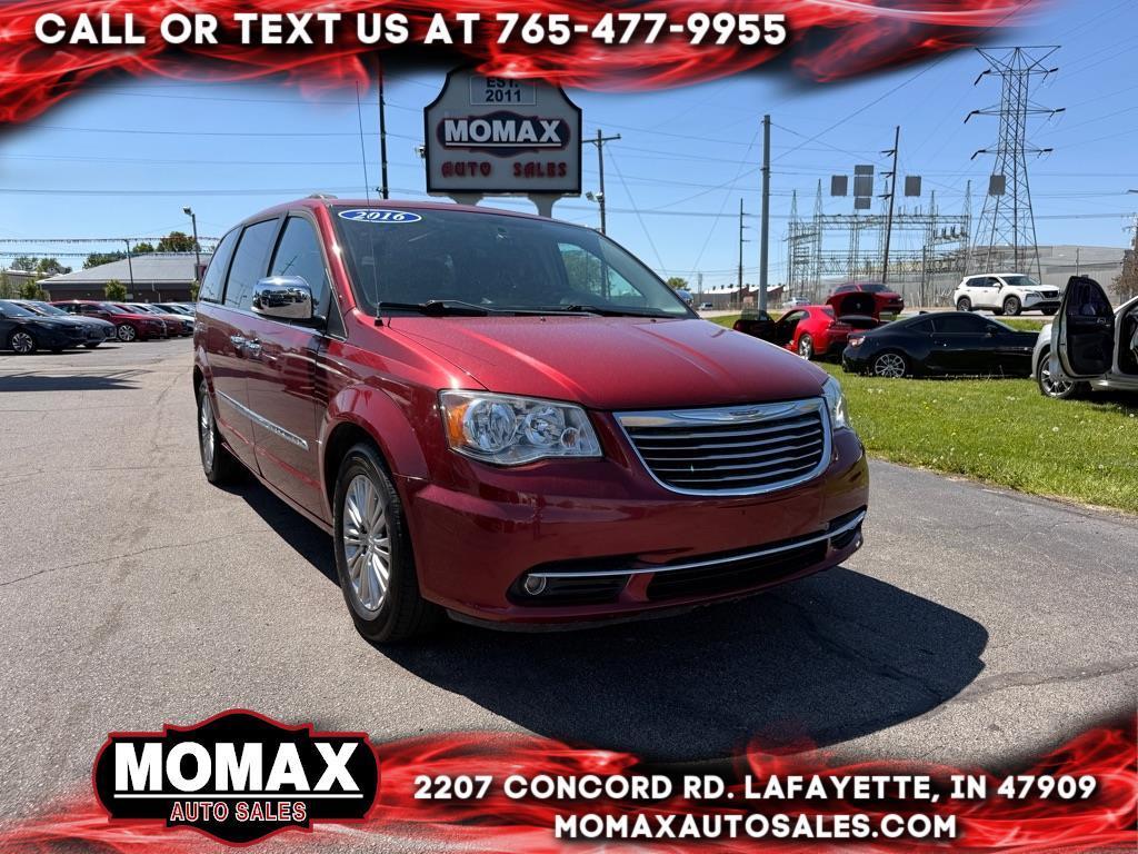 2016 Chrysler Town & Country Touring-L