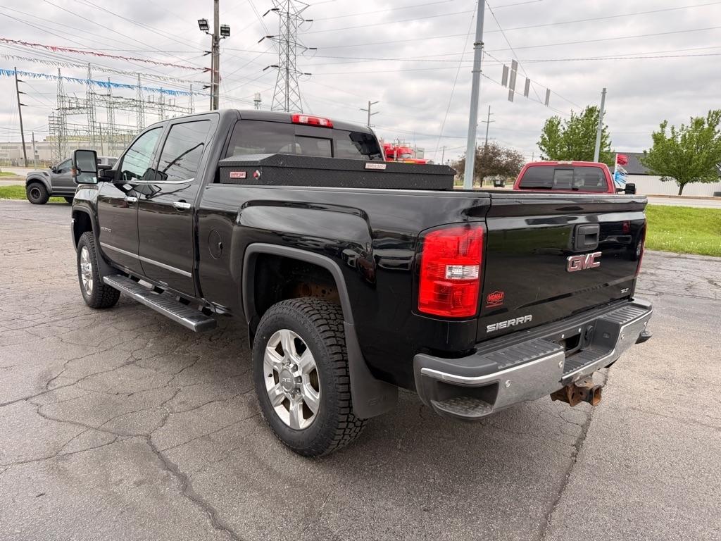 GMC Sierra 2500HD SLT Crew Cab 4WD 2017