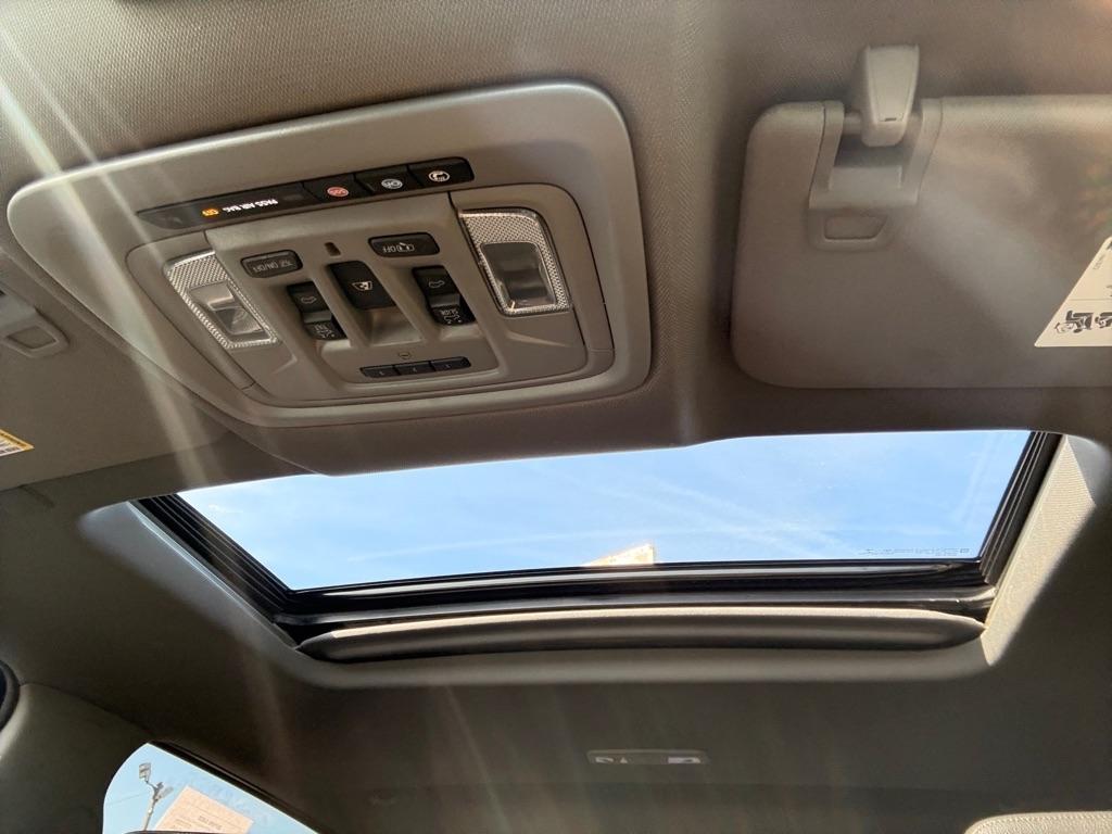 GMC Sierra 1500 Denali Crew Cab 4WD 2021