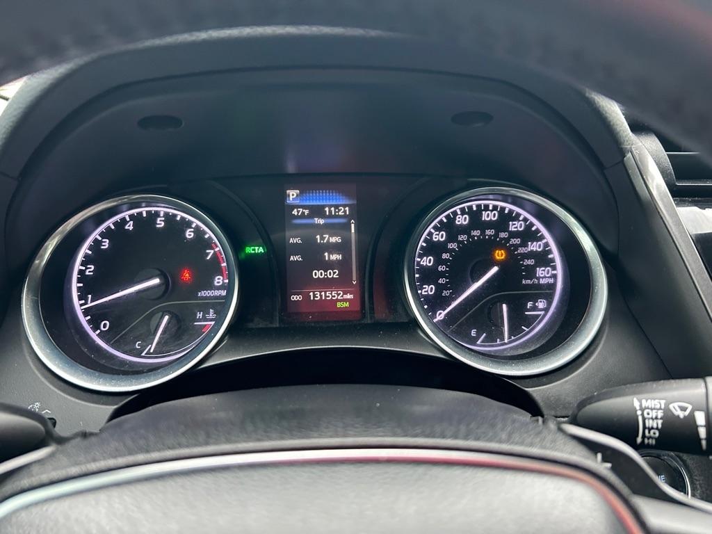 Toyota Camry SE 2020