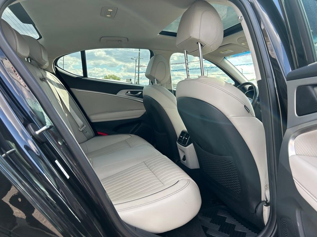 Genesis G70 2.0T Advanced 2019