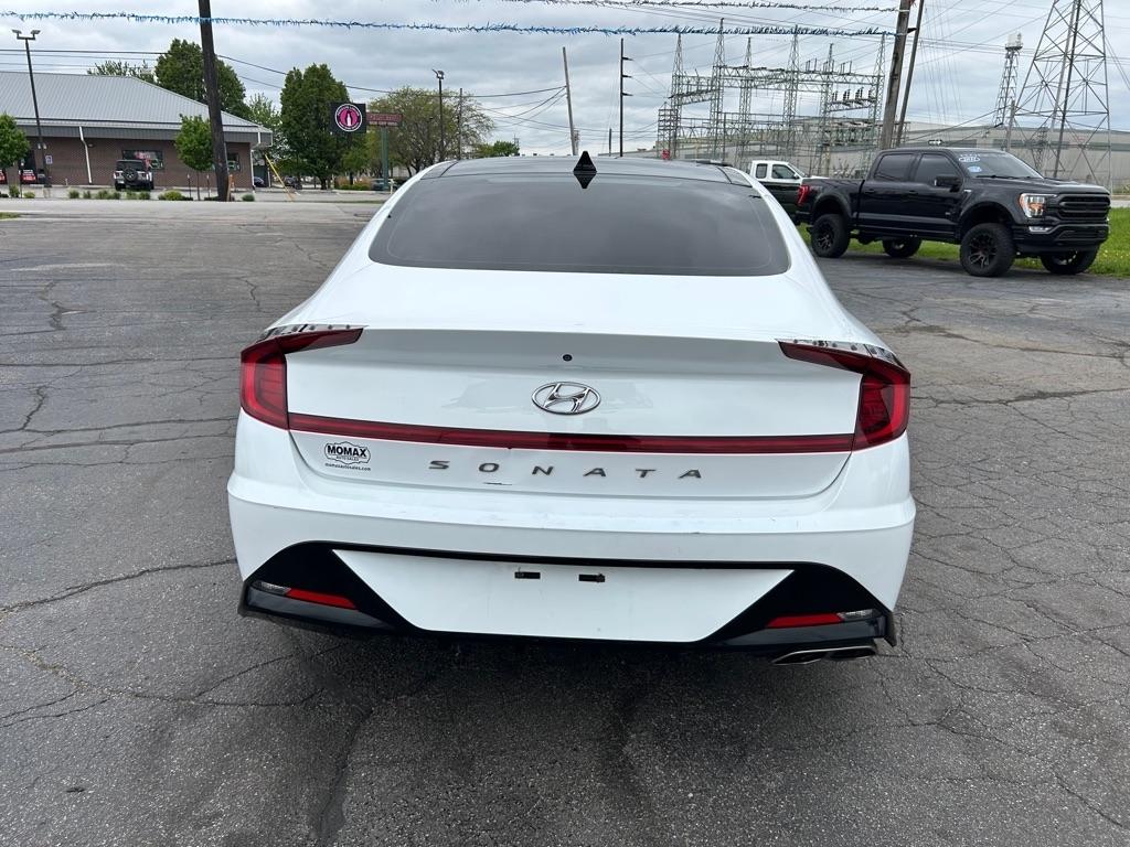 Hyundai Sonata SEL 2021