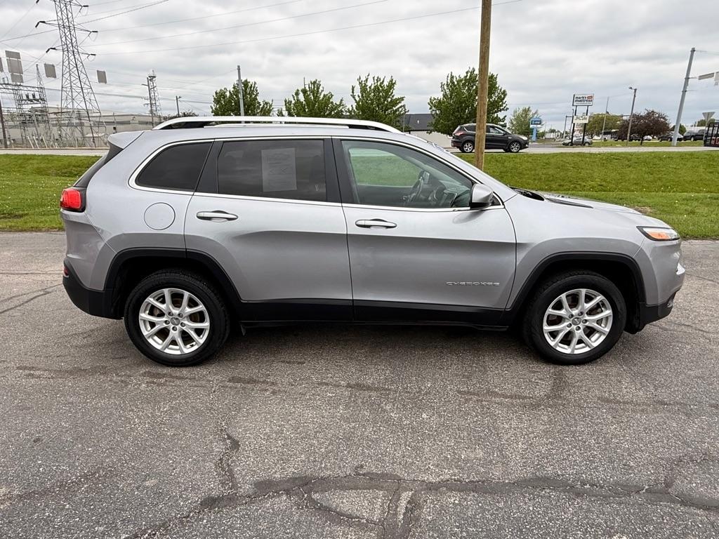 Jeep Cherokee Latitude FWD 2017