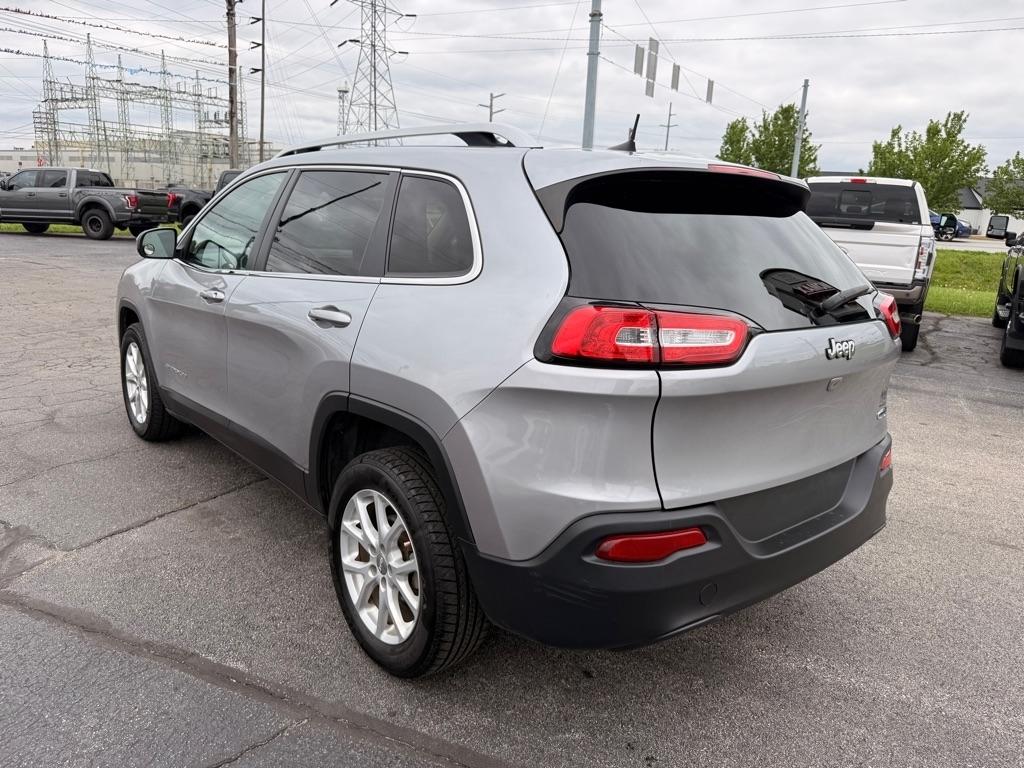 Jeep Cherokee Latitude FWD 2017