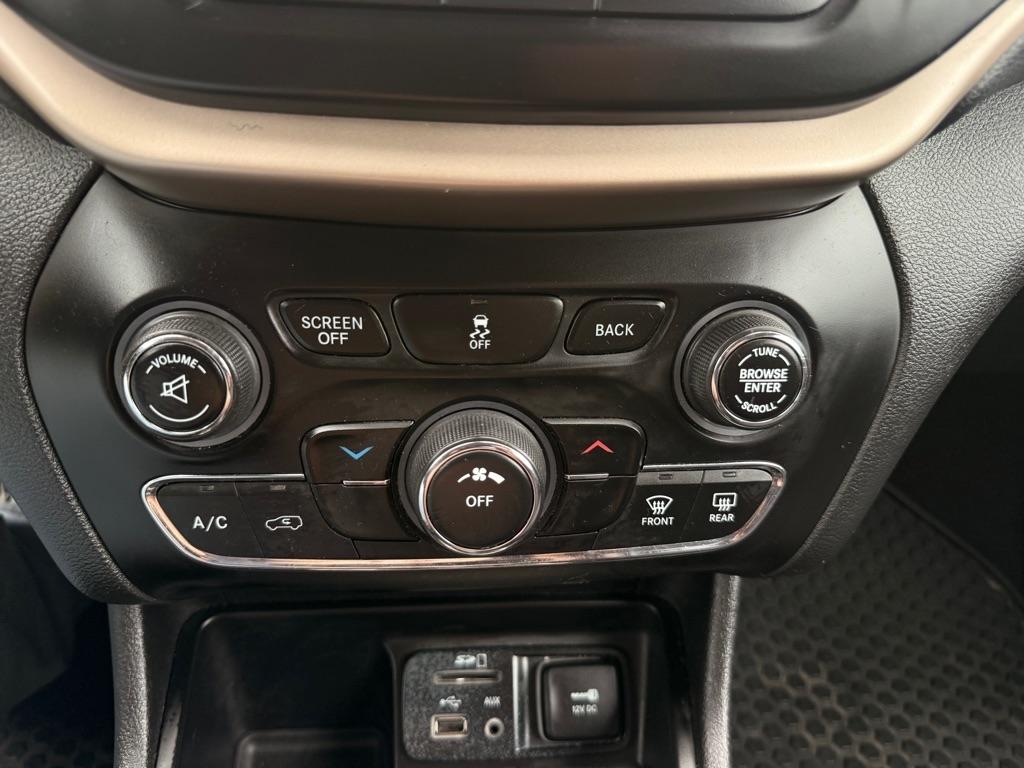 Jeep Cherokee Latitude FWD 2017