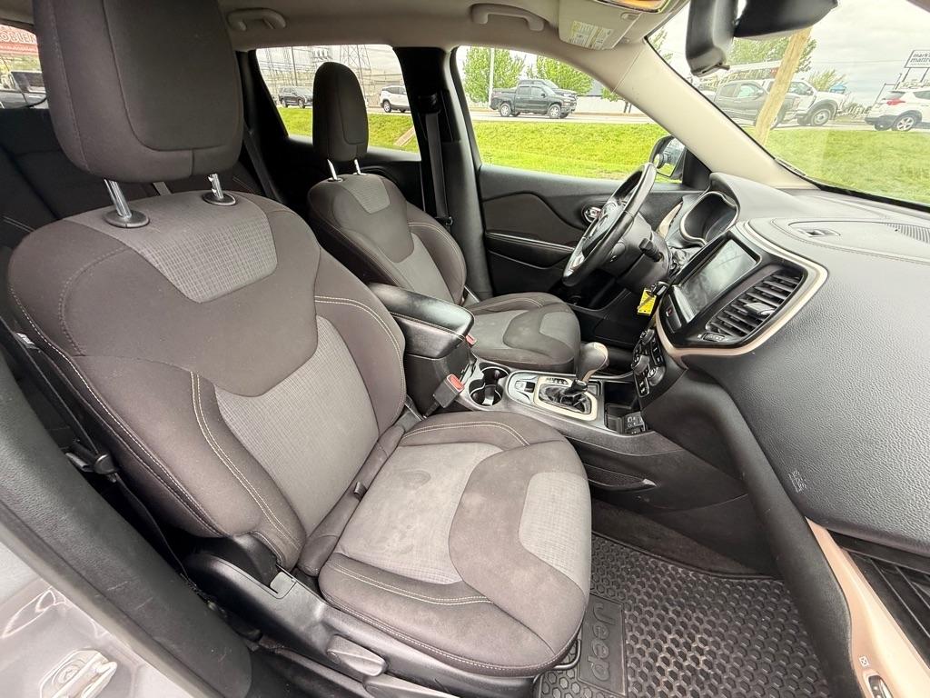 Jeep Cherokee Latitude FWD 2017