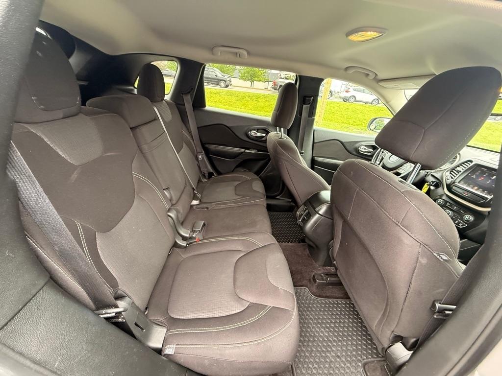 Jeep Cherokee Latitude FWD 2017