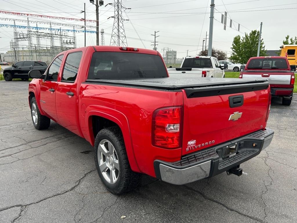 Chevrolet Silverado 1500 LS Crew Cab 2WD 2009