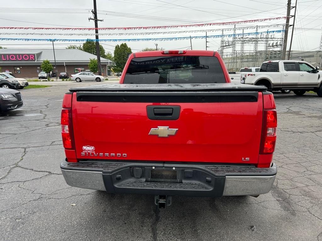 Chevrolet Silverado 1500 LS Crew Cab 2WD 2009