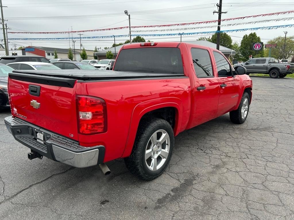 Chevrolet Silverado 1500 LS Crew Cab 2WD 2009