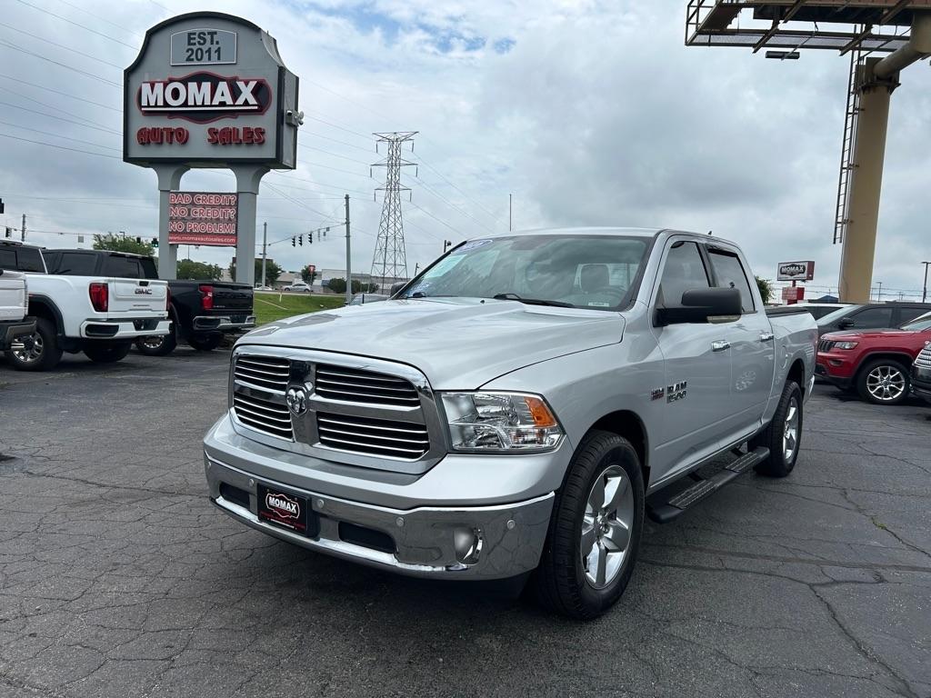 RAM 1500 SLT Crew Cab SWB 4WD 2016