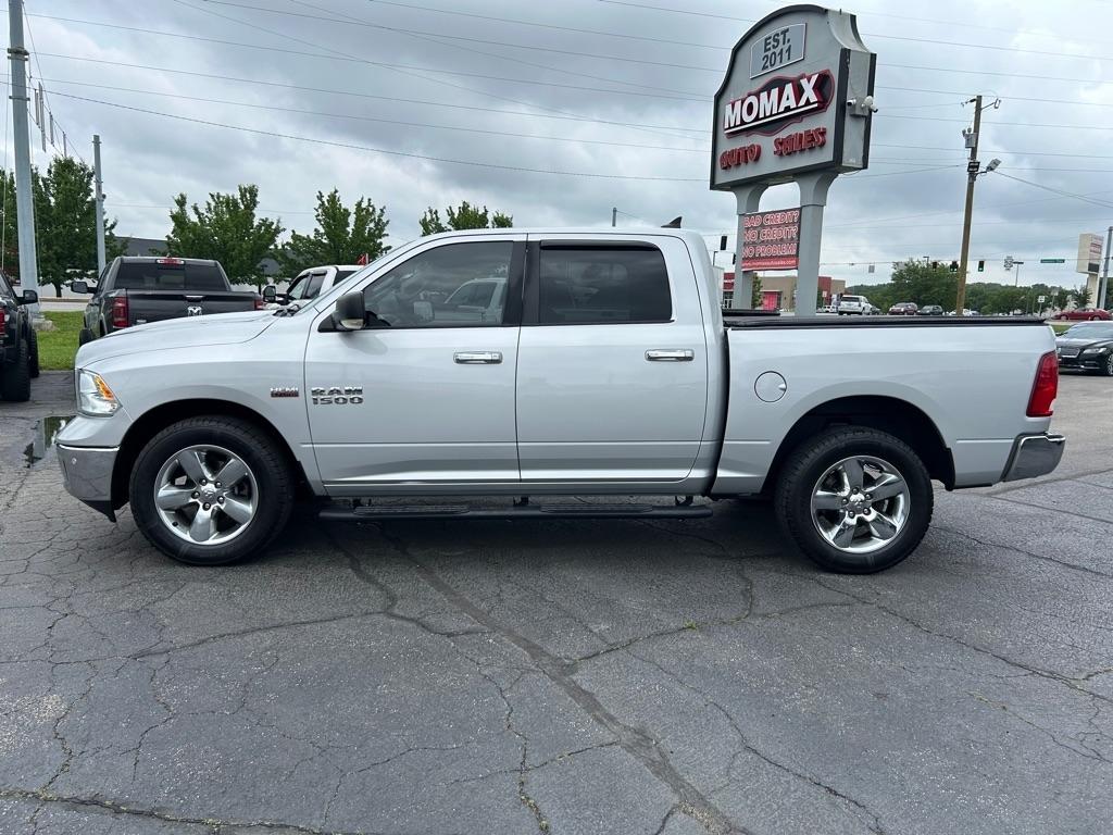 RAM 1500 SLT Crew Cab SWB 4WD 2016
