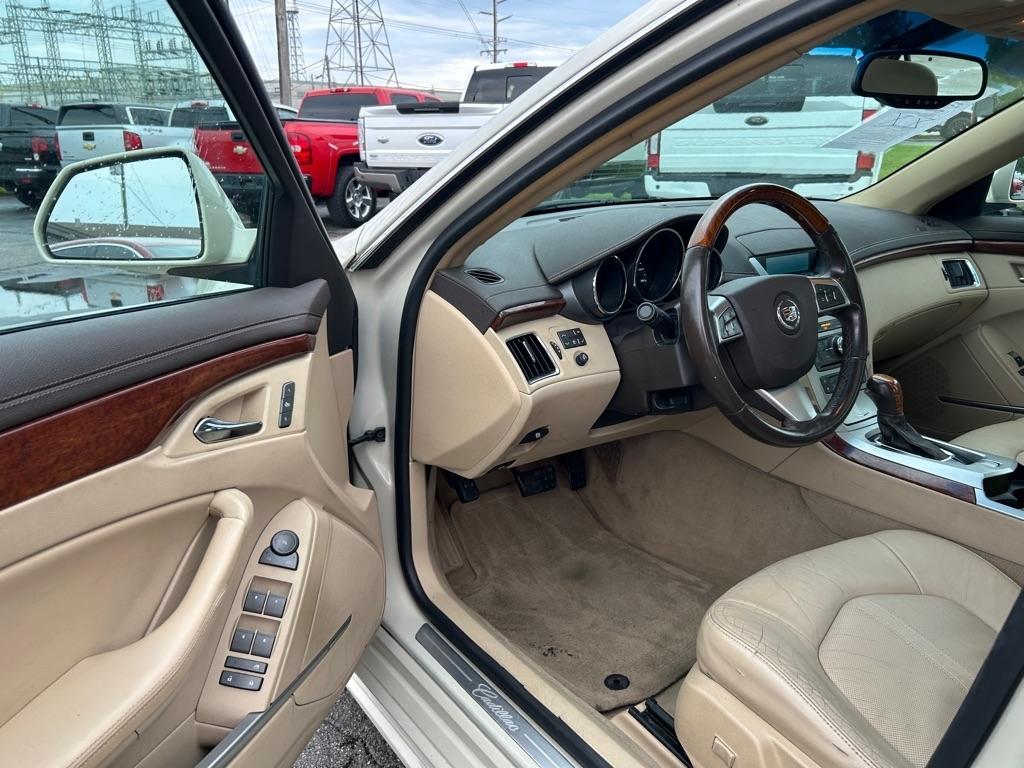 Cadillac CTS 3.0L Luxury 2010